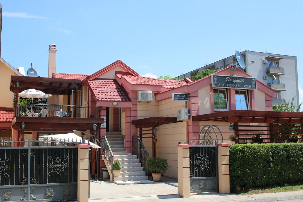 Apartments Dragovic Nikšić エクステリア 写真
