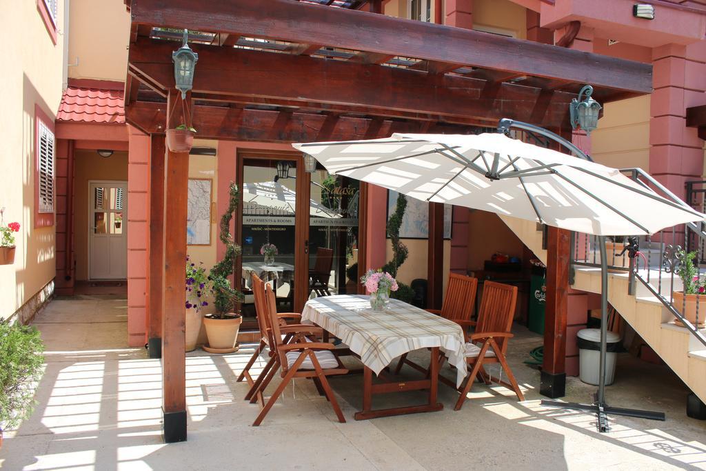 Apartments Dragovic Nikšić エクステリア 写真